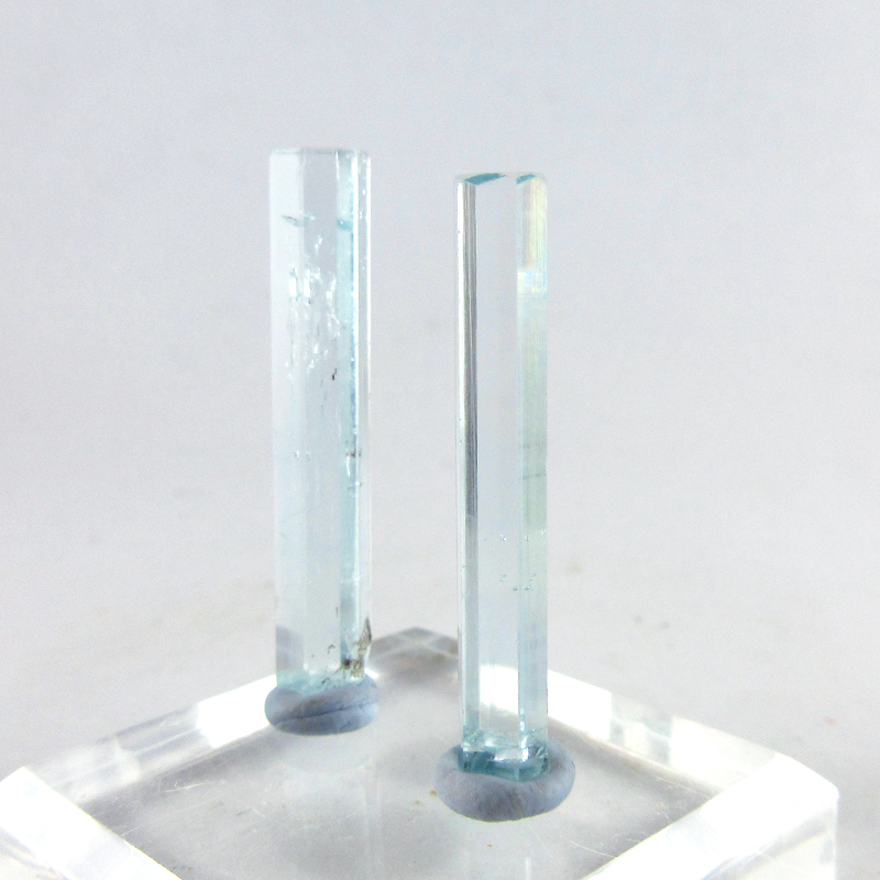 2x Aquamarine Crystals – folk-stone.com